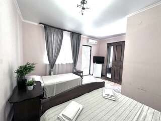 Гостиница Ношен Лазаревское 3-местный номер комфорт-5