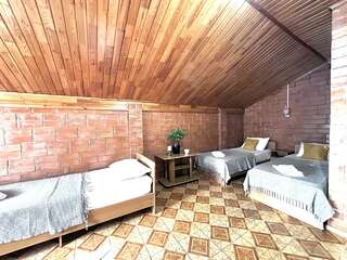 Гостиница Ношен Лазаревское 3-местный номер стандарт-13