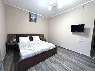 Гостиница Ношен Лазаревское Большой двухместный номер с 1 кроватью-11