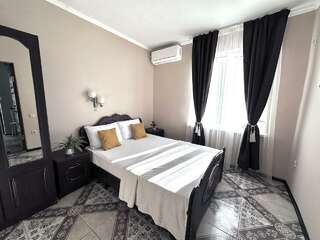 Гостиница Ношен Лазаревское 4-местный номер стандарт семейный-1