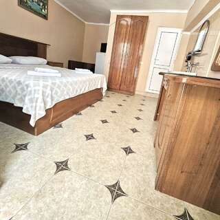 Гостиница Ношен Лазаревское 3-местный номер стандарт-6