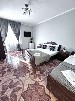 Гостиница Ношен Лазаревское Семейный номер-5