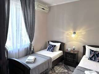 Гостиница Ношен Лазаревское 4-местный номер стандарт семейный-10