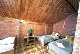 Гостиница Ношен Лазаревское Трехместный номер-13