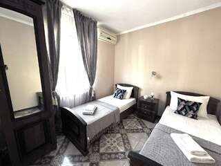 Гостиница Ношен Лазаревское 4-местный номер стандарт семейный-7